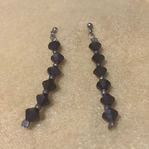 Simple Black and Silver Beaded Earrings - Picture 2 of 2